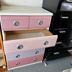 【受け渡し者決定‼️】　使う方いますか？　古いタンスの画像