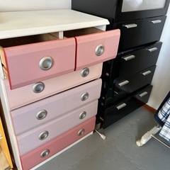 【受け渡し者決定‼️】　使う方いますか？　古いタンスの画像
