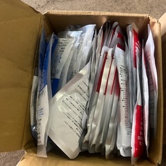 シール材２箱の画像