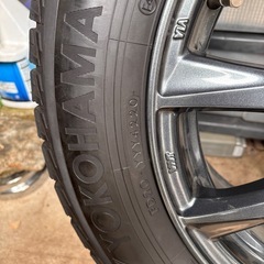 スタッドレス(ホイールタイヤセット)の画像