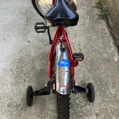 自転車　　　男の子　　4〜6歳の画像