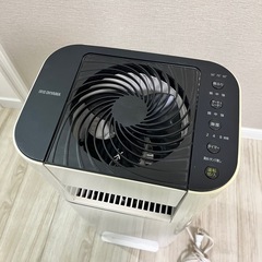 アイリスオーヤマ　サーキュレーター衣類乾燥除湿機 2020年製
の画像