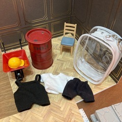 ドールハウス　お人形、フィギュア遊びグッズまとめての画像