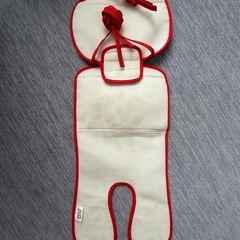 キティちゃん　チャイルドシート　カバー　保冷の画像