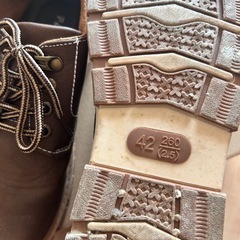 シューズ　42サイズ　26cm相当　の画像