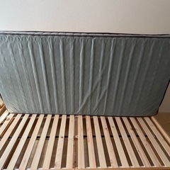 【3/27午前引き取っていただけるかた限定】シングルベッド&ベッドフレームの画像