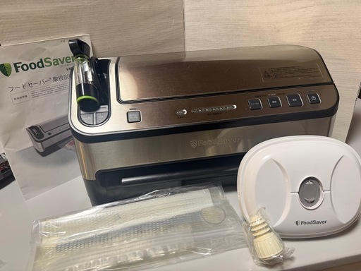 foodsaver  フードセーバー　　真空機　使用頻度少なく綺麗です　　動作確認済み　　持ち帰り袋入り