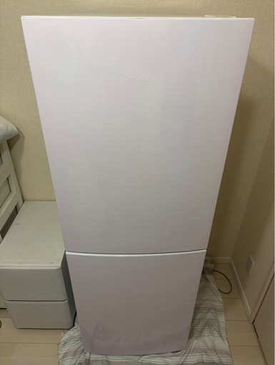 【状態良好】218L 2ドア冷凍冷蔵庫（ホワイト）＋傷防止マット付き｜清掃済・すぐ使用可