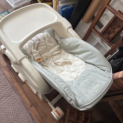 ベビーベッドの画像