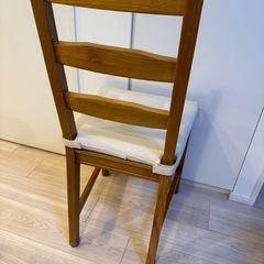 IKEA　ダイニングテーブル　チェア4脚セットの画像