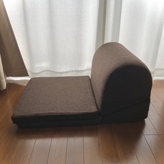 ロングテレビ枕　ホニ【Honi】　ブラウンの画像