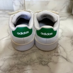 ⭐︎ NIKE、adidas 靴（キッズ）の画像