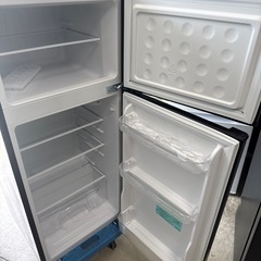 2022年　ハイアール　冷蔵庫　130L 黒の画像
