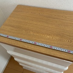 ニトリ　4段　天板付き衣装ケースの画像