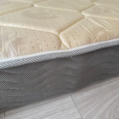 セミダブルマットレスの画像