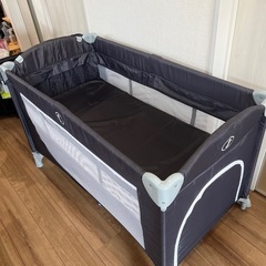 【取引先決定済み】プレイヤード　ベビーベッド　　折りたたみベビーベッドの画像