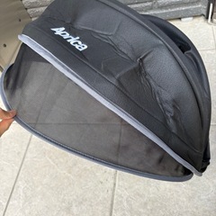 アップリカ　クルリラプラス　チャイルドシート　付属品あり　説明書あり　0歳〜1歳3ヶ月頃までの画像