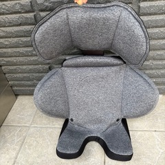 アップリカ　クルリラプラス　チャイルドシート　付属品あり　説明書あり　0歳〜1歳3ヶ月頃までの画像