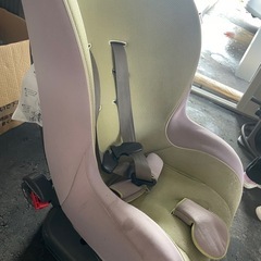 TAKATA チャイルドシート　の画像