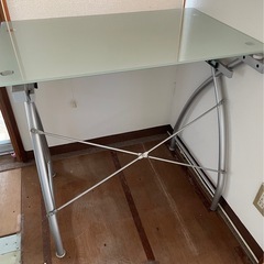 ガラステーブル　台の画像