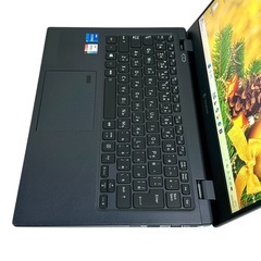 【人気】dynabook G83 i5 16GB 軽量 ノートパソコン 890の画像
