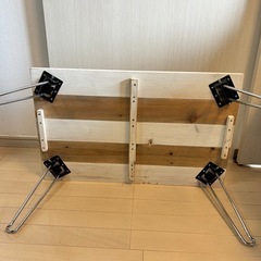 折りたたみ式サイドテーブルの画像