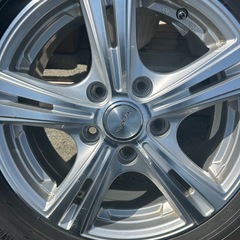 205/65/15 スタッドレスタイヤダンロップ の画像