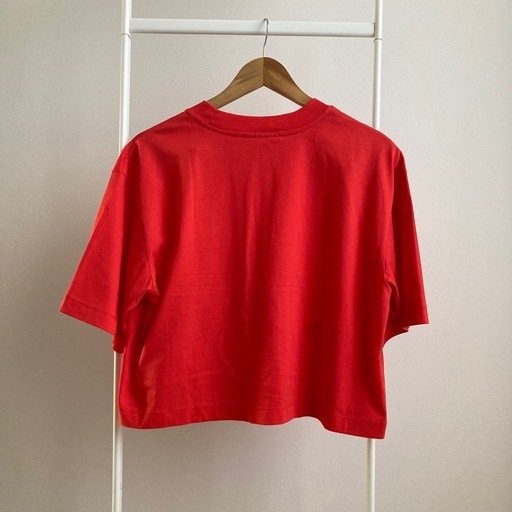 一回着用　マルニ　MARNI スクリブル　ロゴ　レッド　クロップド　Tシャツ　M
