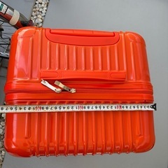 スーツケースほぼ新品　1回しか使ってないの画像