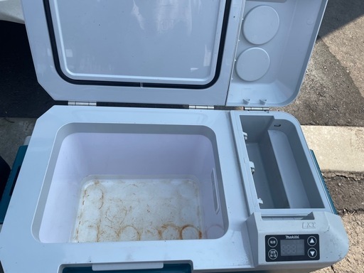 決まりました　makita 冷蔵庫