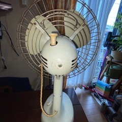 相談中 扇風機　レトロの画像