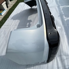 ホンダ 新型ヴェゼルリアバンパーの画像