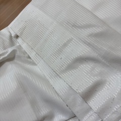 透けないレースカーテンの画像