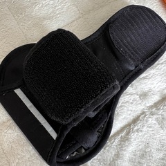 スマホ アームバンド スマートフォン　　　の画像