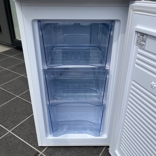 前開き冷凍庫 60L