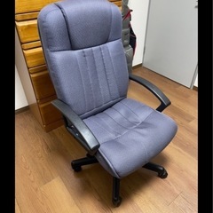 無料　定価1万8千円　オフィスチェア　椅子　イスの画像