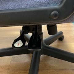 無料　定価1万8千円　オフィスチェア　椅子　イスの画像