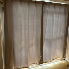 カ-テンの画像