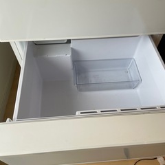 冷蔵庫(AQUA-27N2) 内容量272リットル
の画像