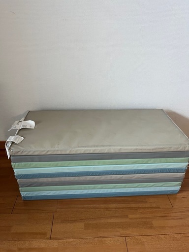 IKEAイケア　PLUFSIG ペルフスィッグ プレイマット