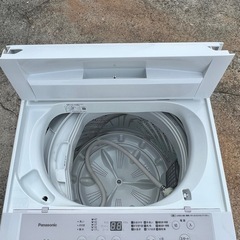 高年式✨ 5.0kg洗濯機 パナソニック  2025年製の画像