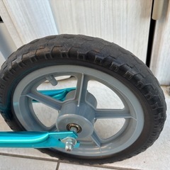 キックバイク　ストライダーの画像