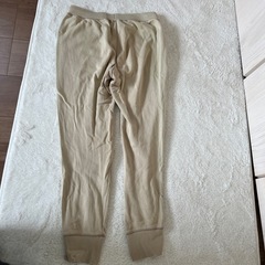 GU ベージュジョガーパンツ　スェットパンツLサイズの画像