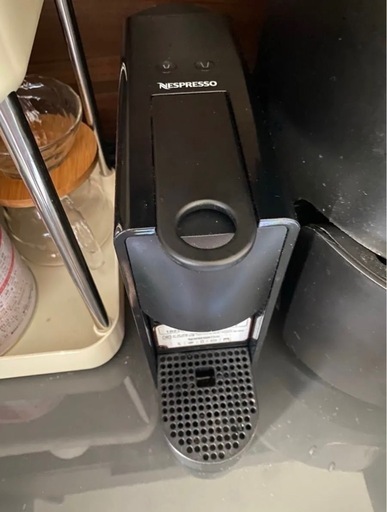 ネスプレッソ　コーヒーマシン+エアロチーノ3