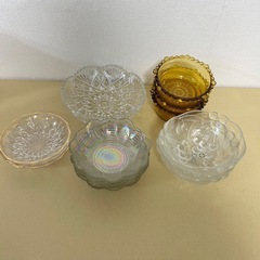 食器類✳︎今だけALL100円✳︎1枚の値段です！の画像