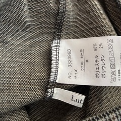 【試着程度】チェック柄フレアーパンツ 美脚パンツ Mサイズ　シルエット抜群の画像