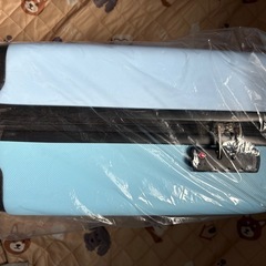 新品未使用キャリーケースの画像