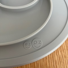 ひっくり返らないお皿ezpzミニマット(定価3850)の画像