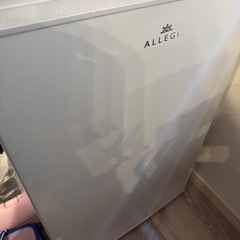 アレジア 冷凍庫 小型 前開き 61L スリム ストッカー 3段の画像