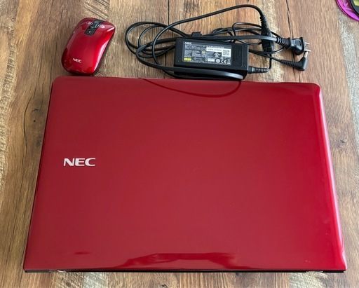 NEC lavie LS150/R ノートパソコン赤  （純正マウス、電源コード、PCケース付)